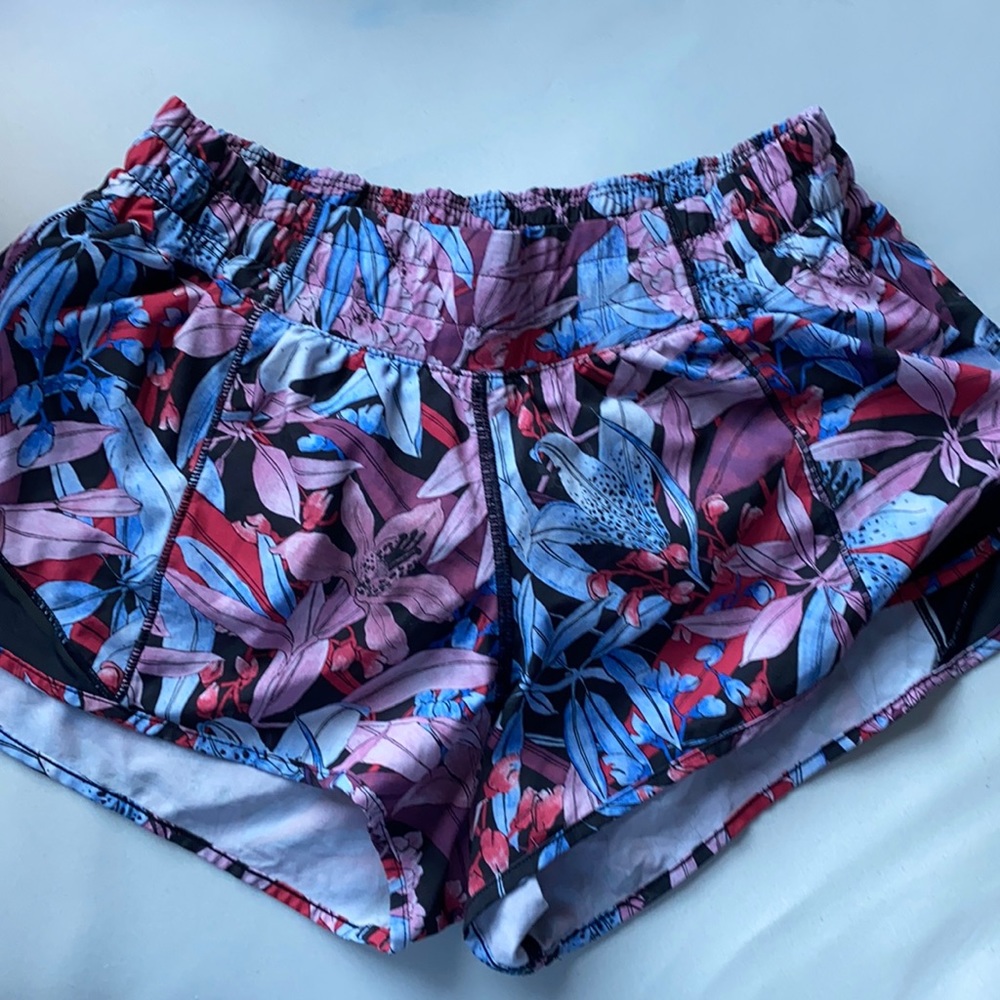 Lululemon Hotty Hot Shorts